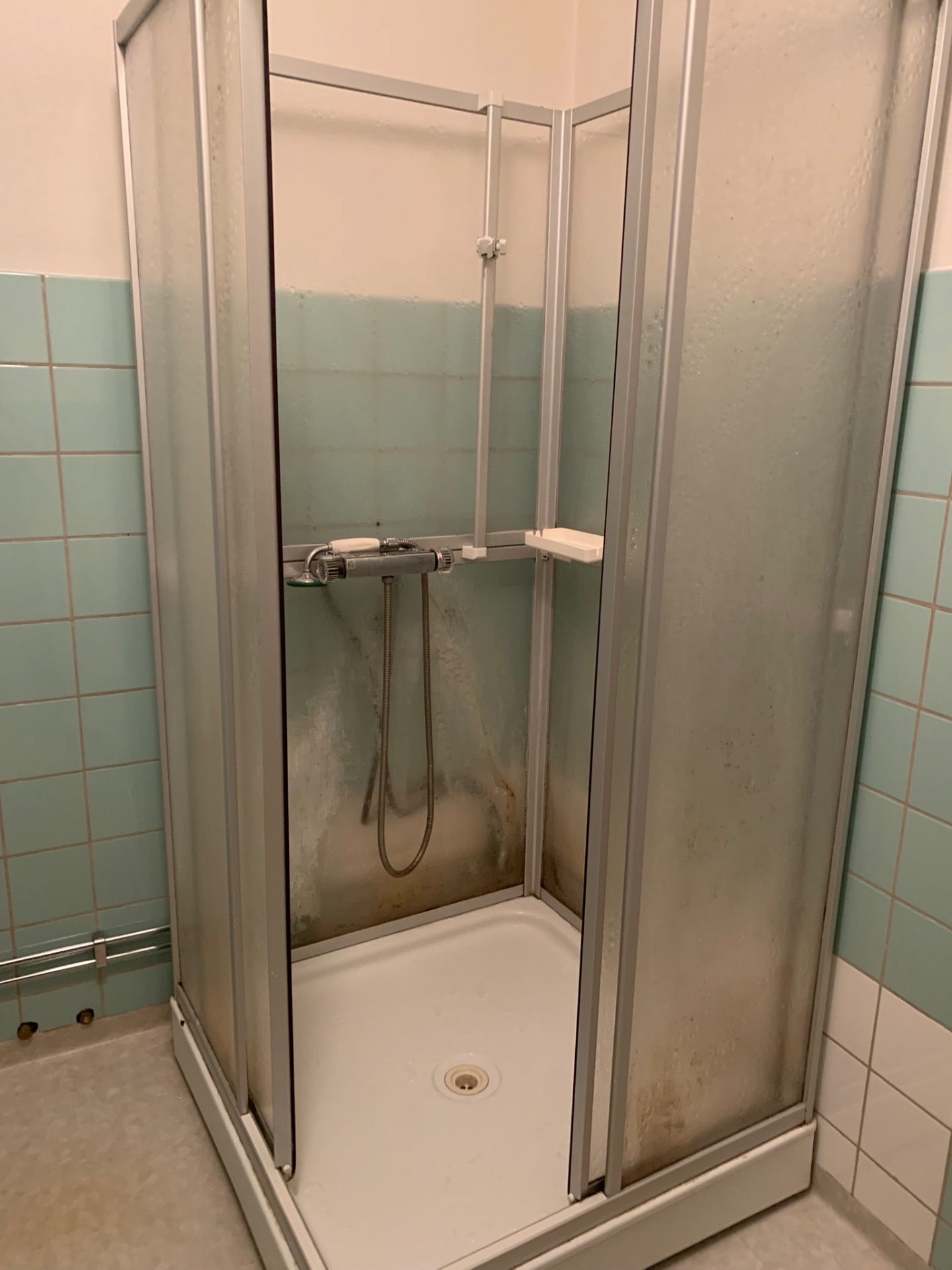 Befintligt badrum i Säffle före renovering